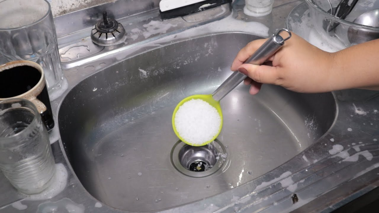 Como desentupir pia de cozinha - Guia completo